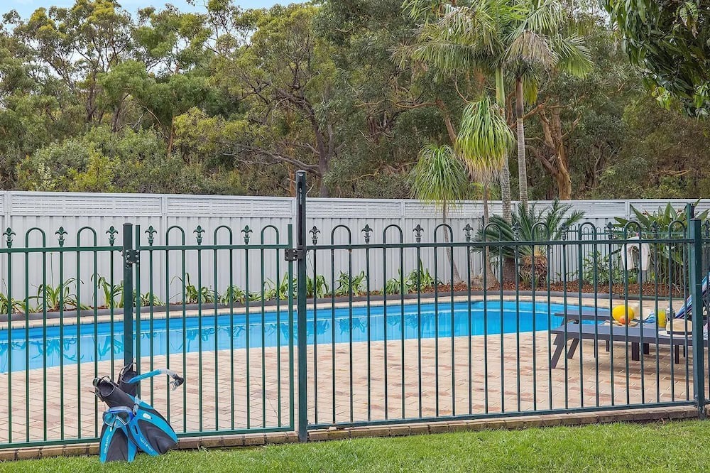 Photo of Outdoor in Fingal Bay