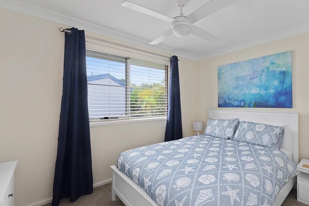 Photo of Bedroom in Fingal Bay