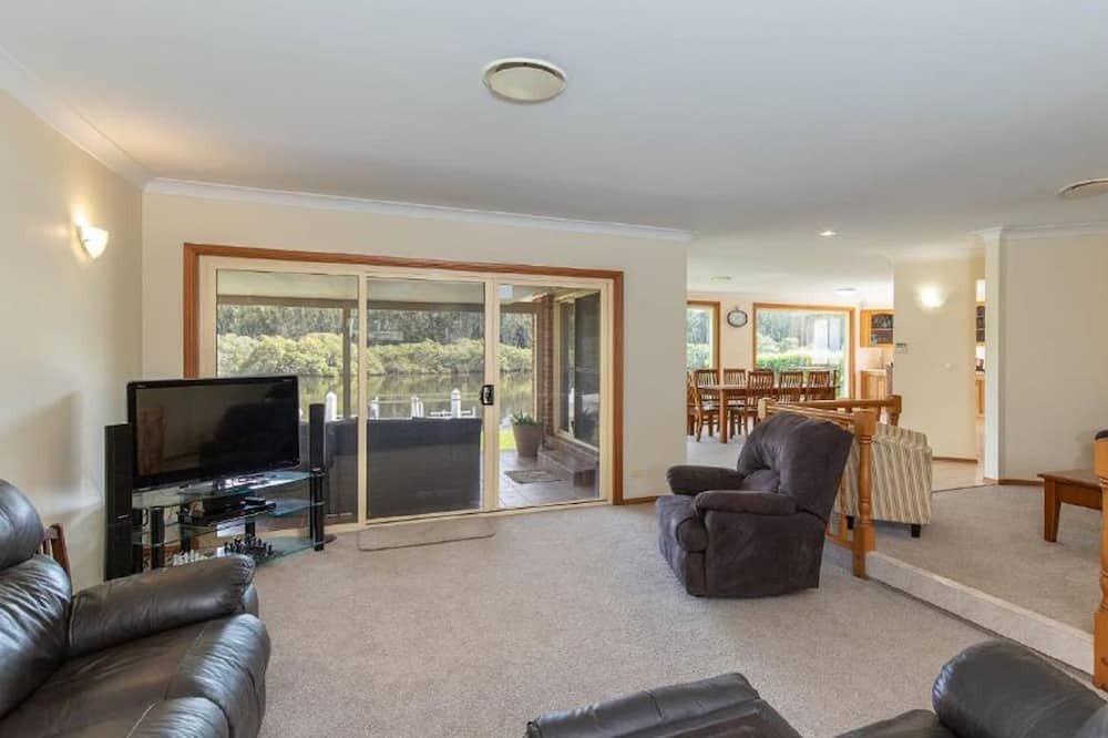 Photo of Livingroom in Tuncurry