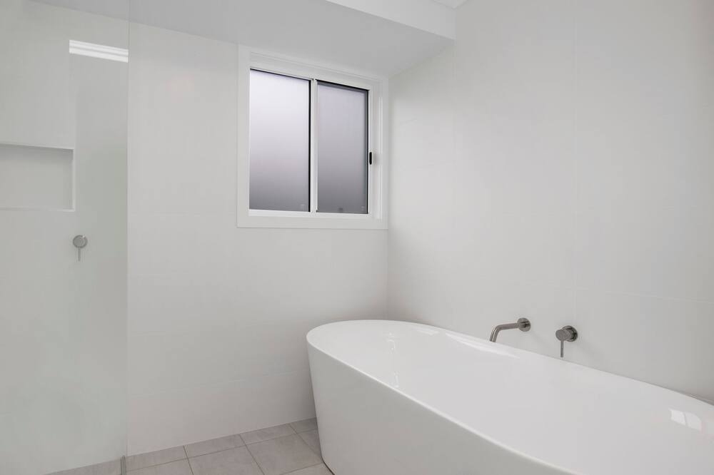 Photo of Bathroom in Uralla