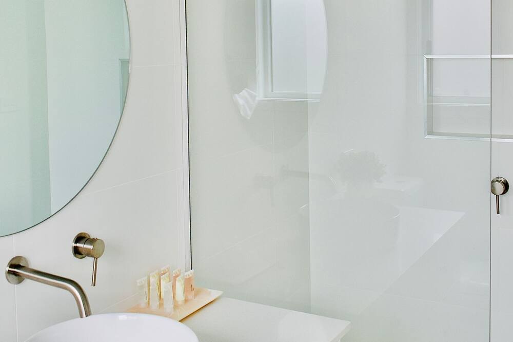 Photo of Bathroom in Uralla