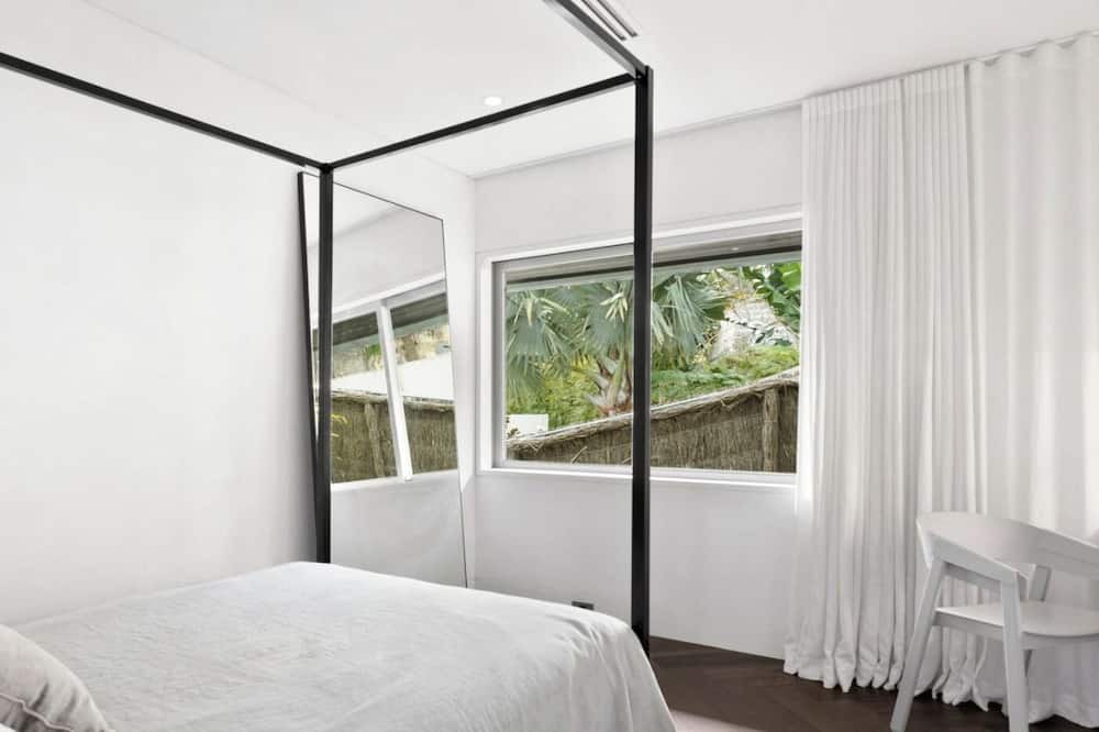 Photo of Bedroom in Mosman
