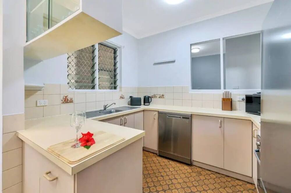 Photo of Kitchen in Rapid Creek