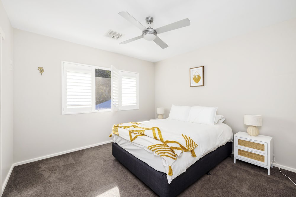 Photo of Bedroom in Shoal Bay