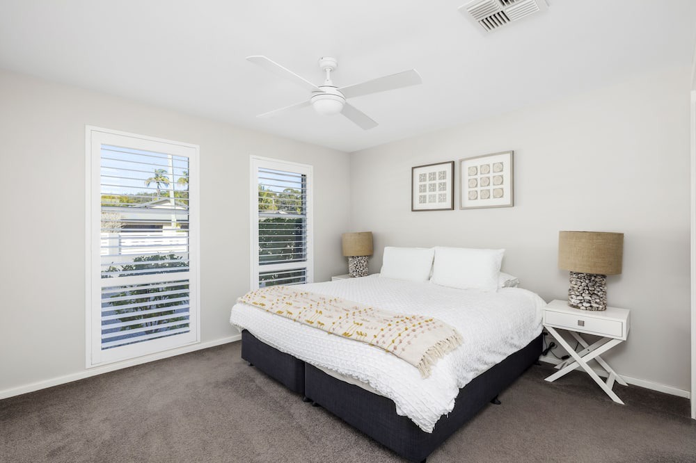 Photo of Bedroom in Shoal Bay