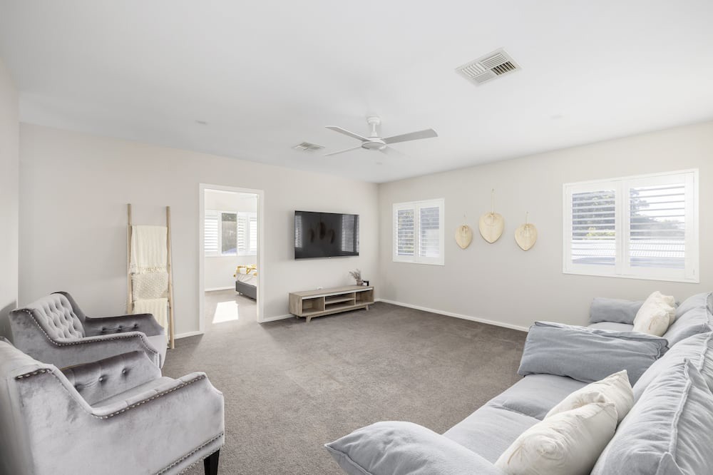 Photo of Livingroom in Shoal Bay