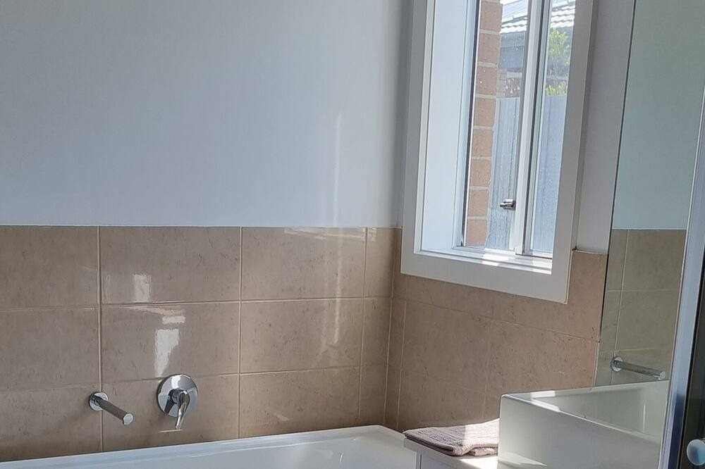 Photo of Bathroom in Armstrong Creek