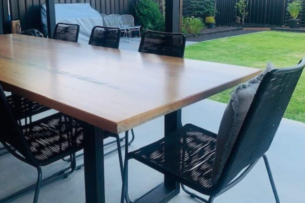 Photo of Outdoor in Laverton