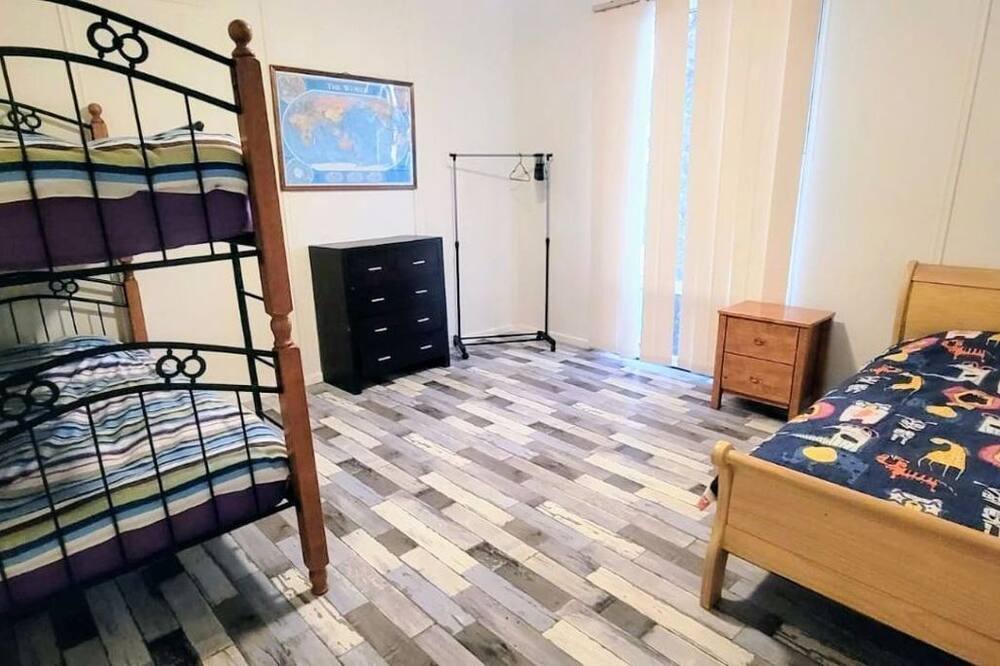 Photo of Bedroom in Moonta Bay