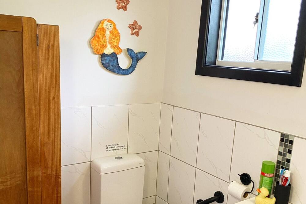 Photo of Bathroom in Adventure Bay
