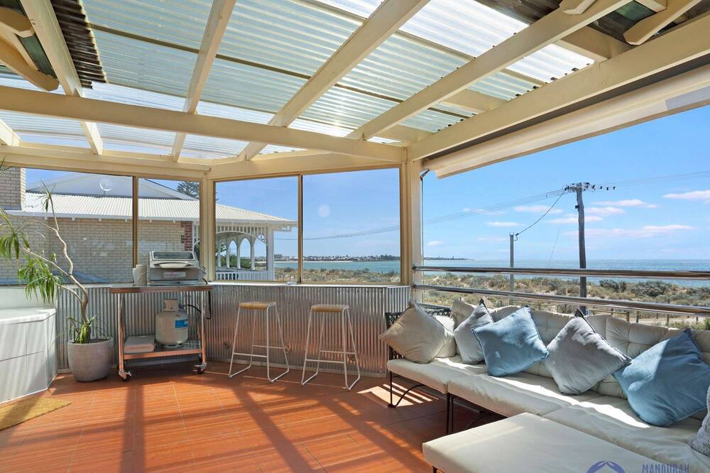 Photo of Patio Balcony in Silver Sands
