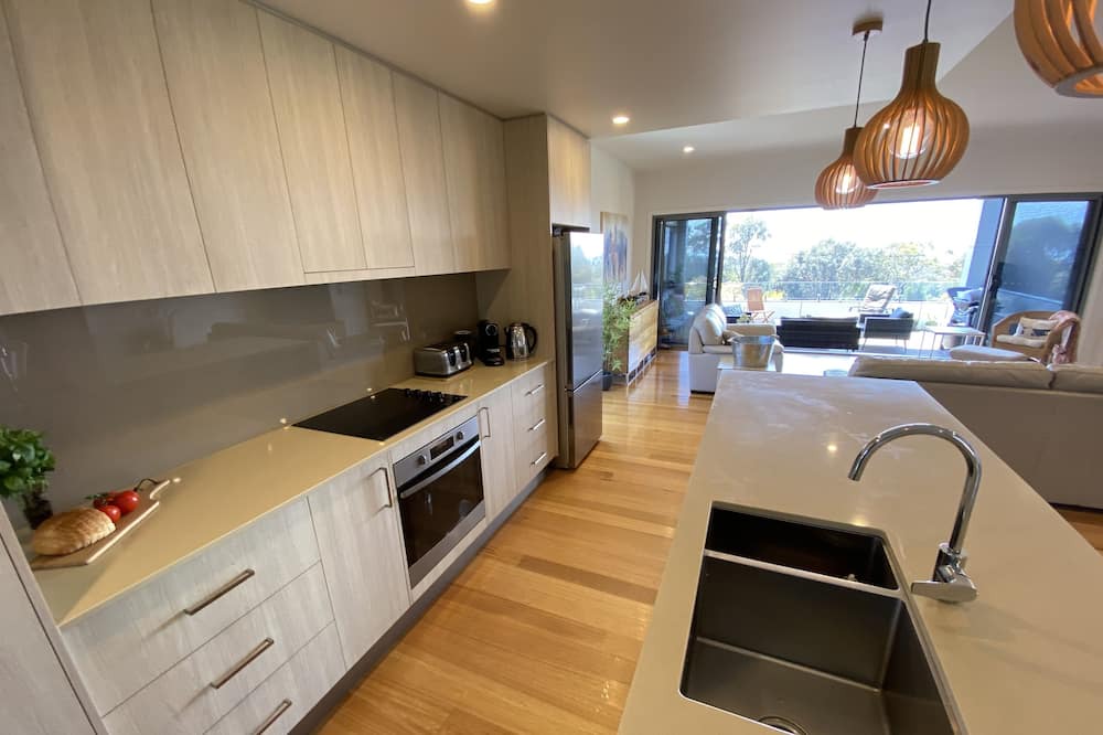 Photo of Kitchen in Greens Beach
