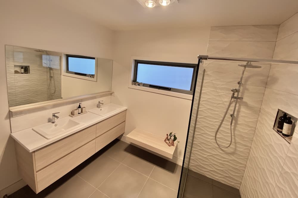 Photo of Bathroom in Greens Beach