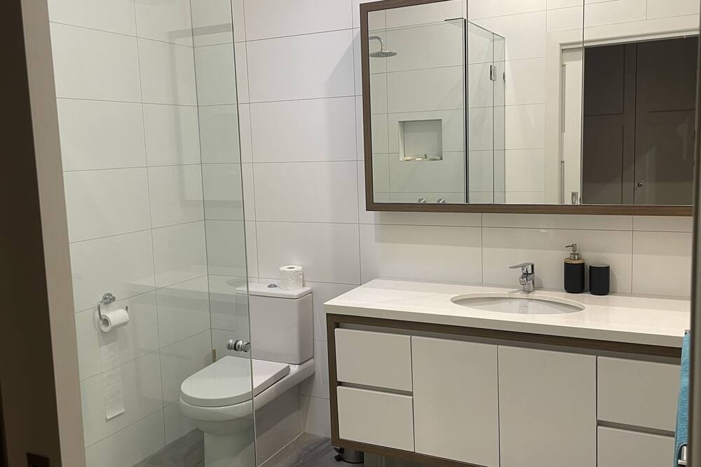 Photo of Bathroom in Kew East