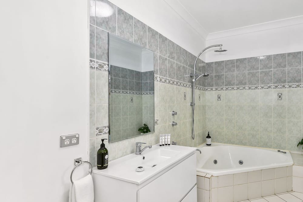 Photo of Bathroom in Budgewoi