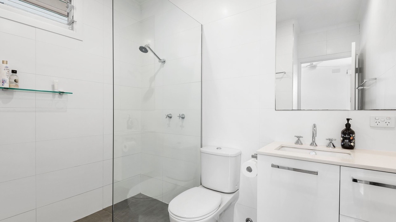 Photo of Bathroom in Point Lonsdale
