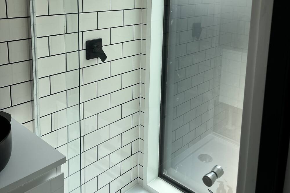 Photo of Bathroom in Halls Gap