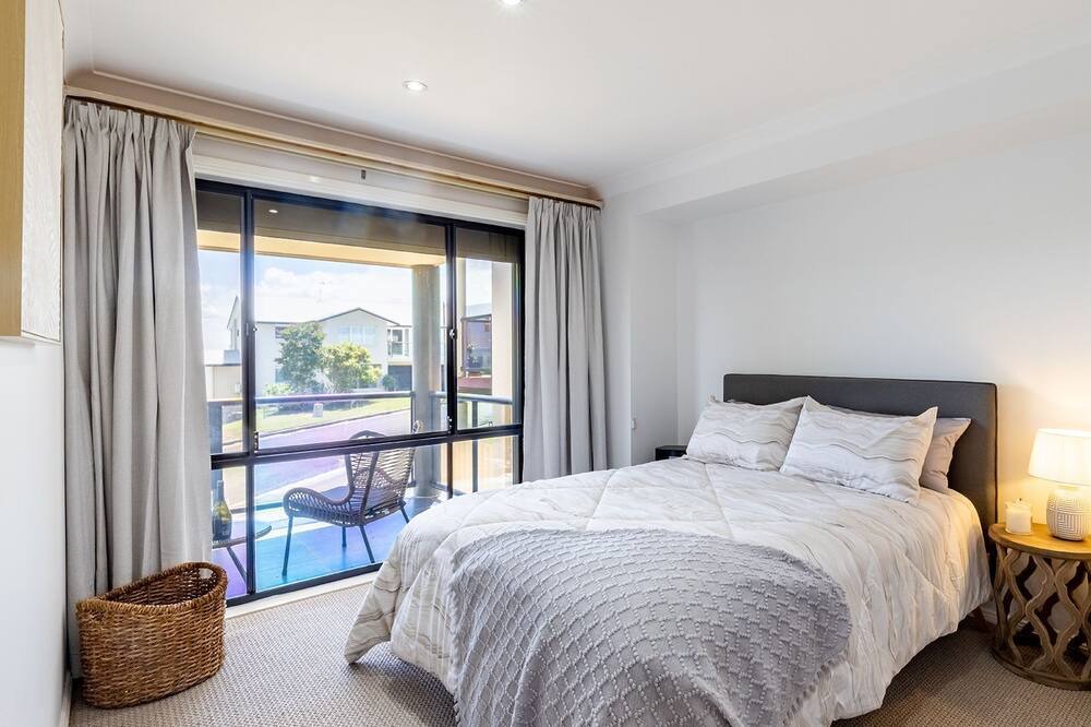 Photo of Bedroom in Salamander Bay