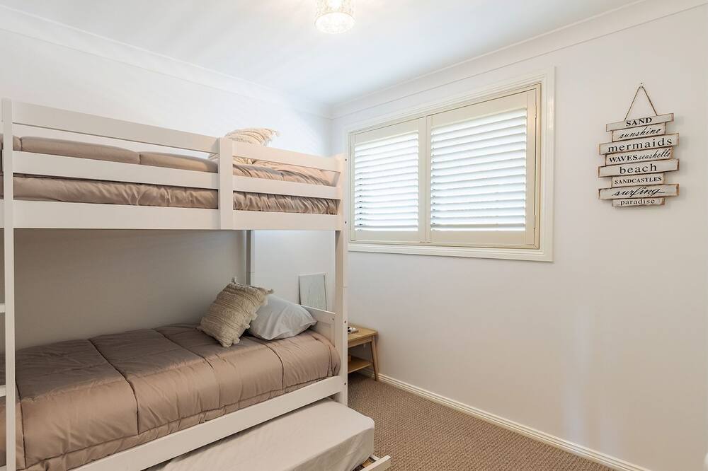 Photo of Bedroom in Salamander Bay