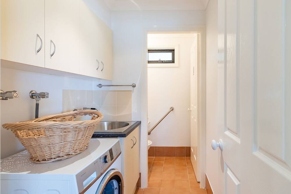 Photo of Kitchen in Salamander Bay