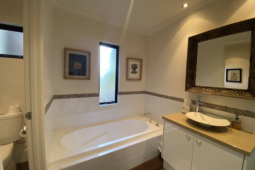 Photo of Bathroom in North Coogee