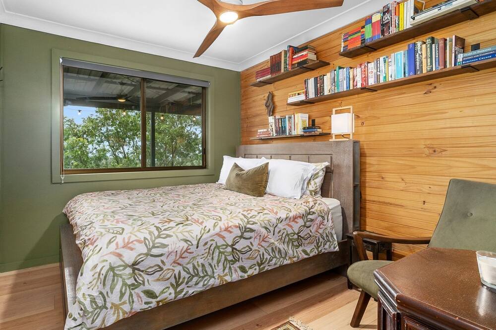 Photo of Bedroom in Grose Vale