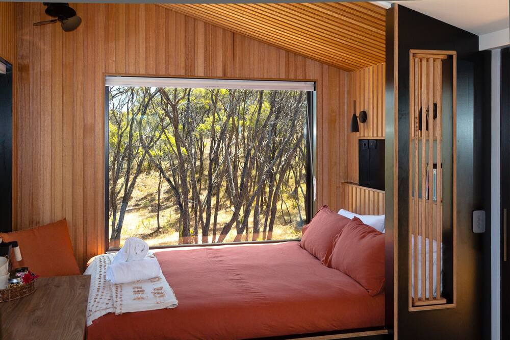 Photo of Bedroom in Scott River East