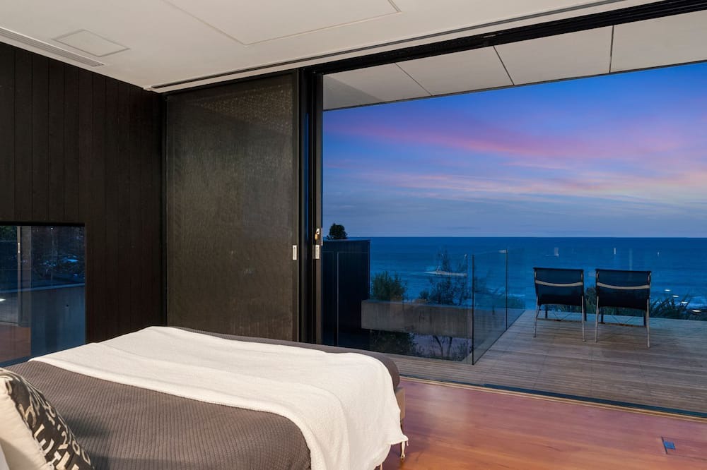 Photo of Bedroom in Whale Beach