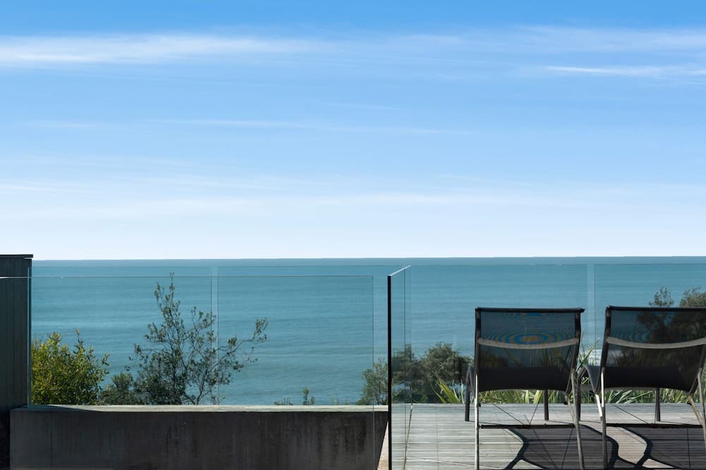 Photo of Others in Whale Beach
