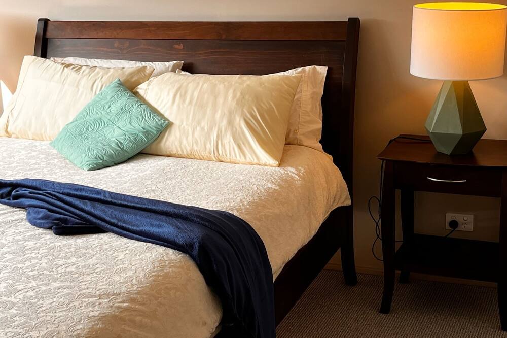 Photo of Bedroom in North Shore