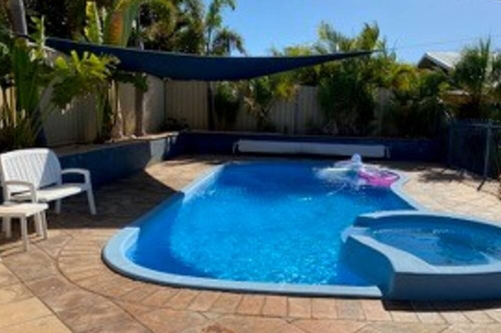 Photo of Outdoor in Exmouth