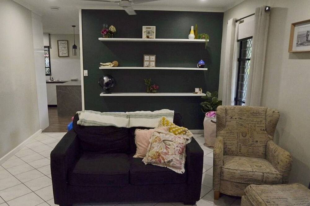 Photo of Livingroom in Anula