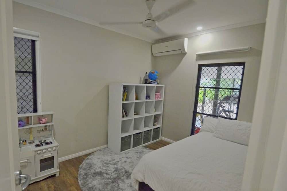 Photo of Bedroom in Anula