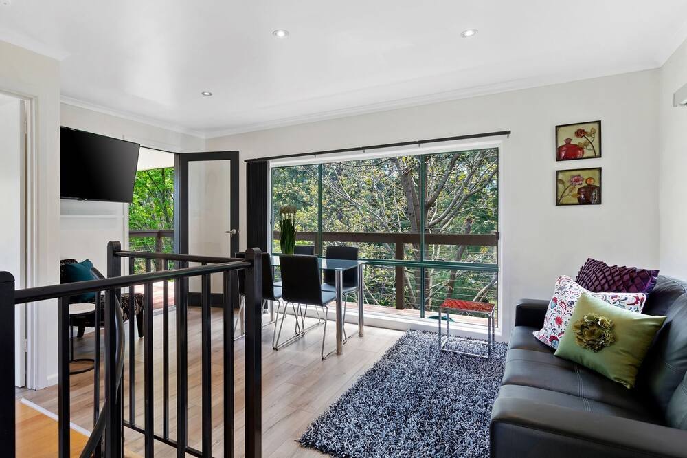 Photo of Livingroom in Hepburn Springs