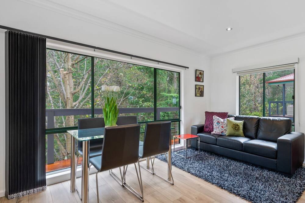 Photo of Livingroom in Hepburn Springs
