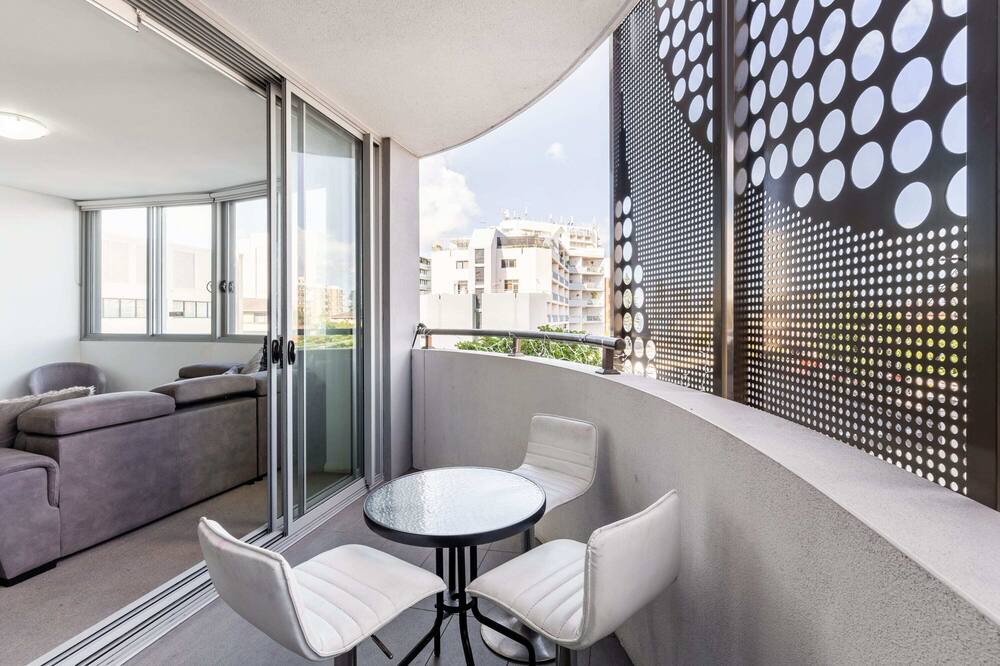 Photo of Patio Balcony in Brighton-le-Sands