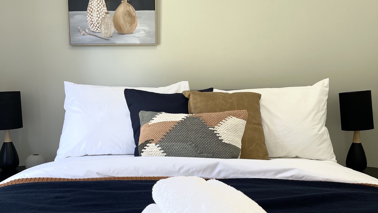 Photo of Bedroom in Sawmill Settlement