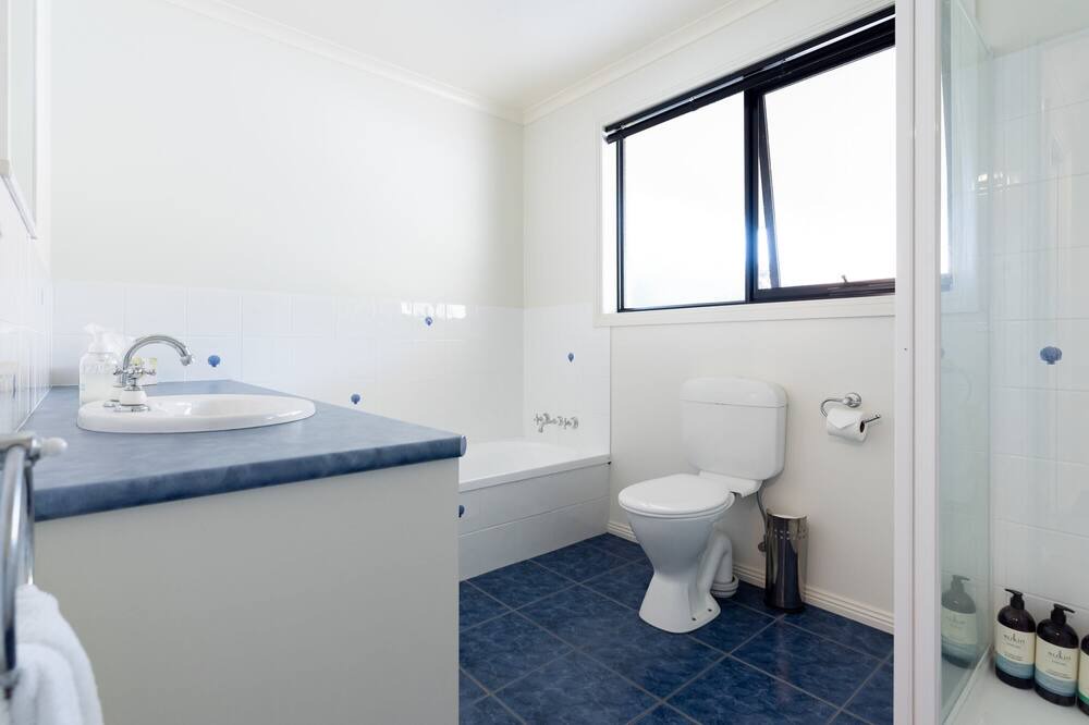 Photo of Bathroom in Miandetta