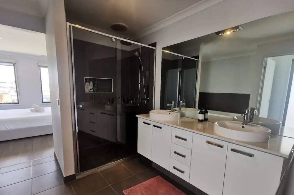 Photo of Bathroom in Clyde North