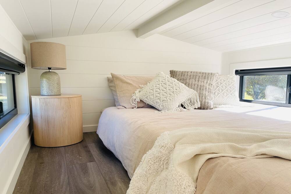 Photo of Bedroom in East Warburton