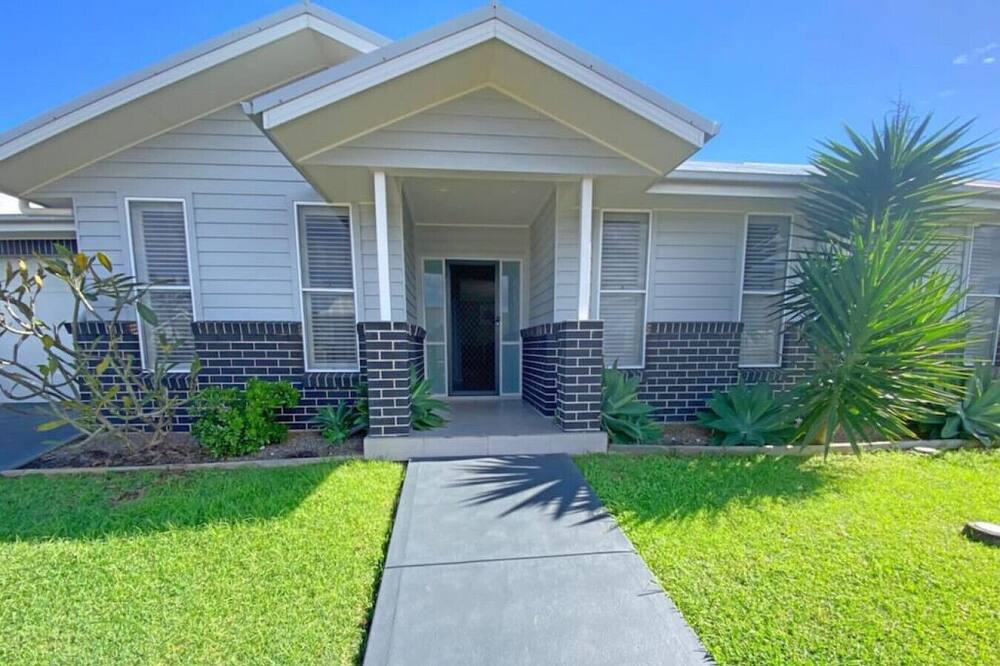 Photo of Outdoor in Caves Beach