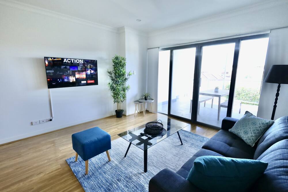 Photo of Livingroom in Midland