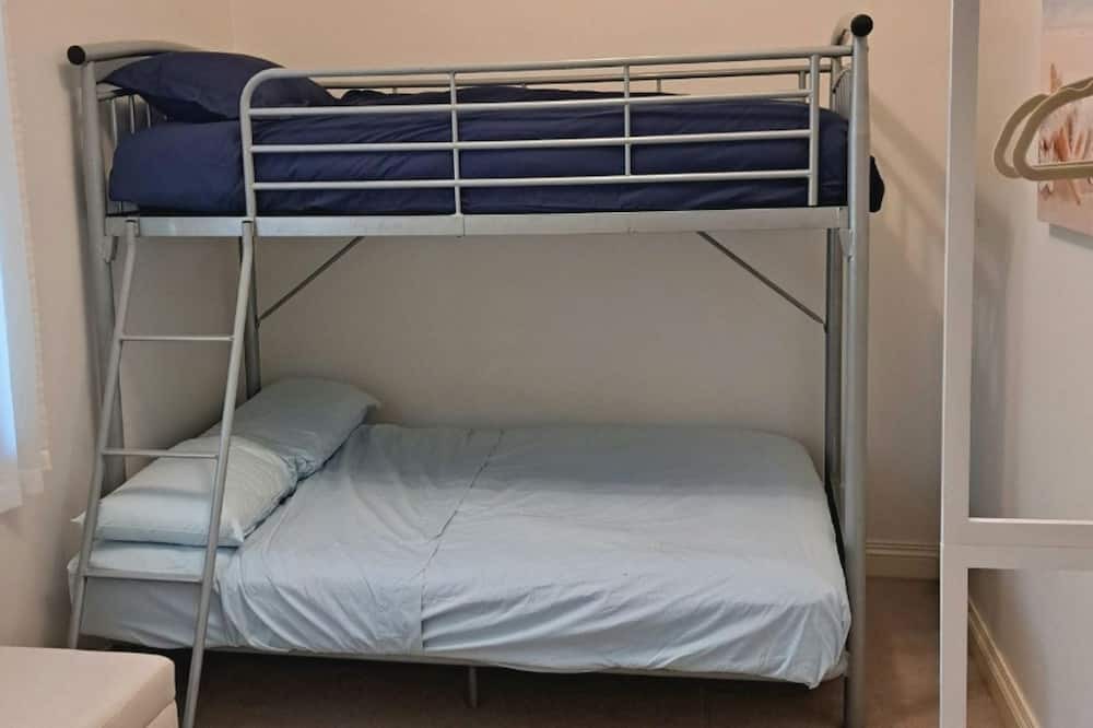 Photo of Bedroom in Pheasant Creek
