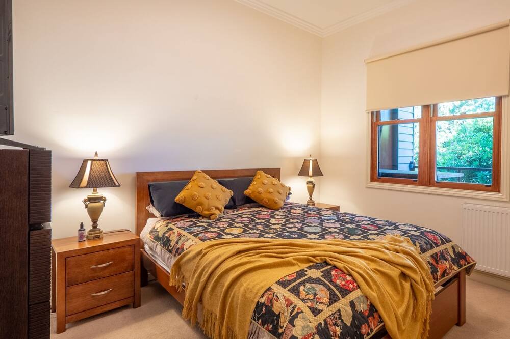 Photo of Bedroom in Pheasant Creek