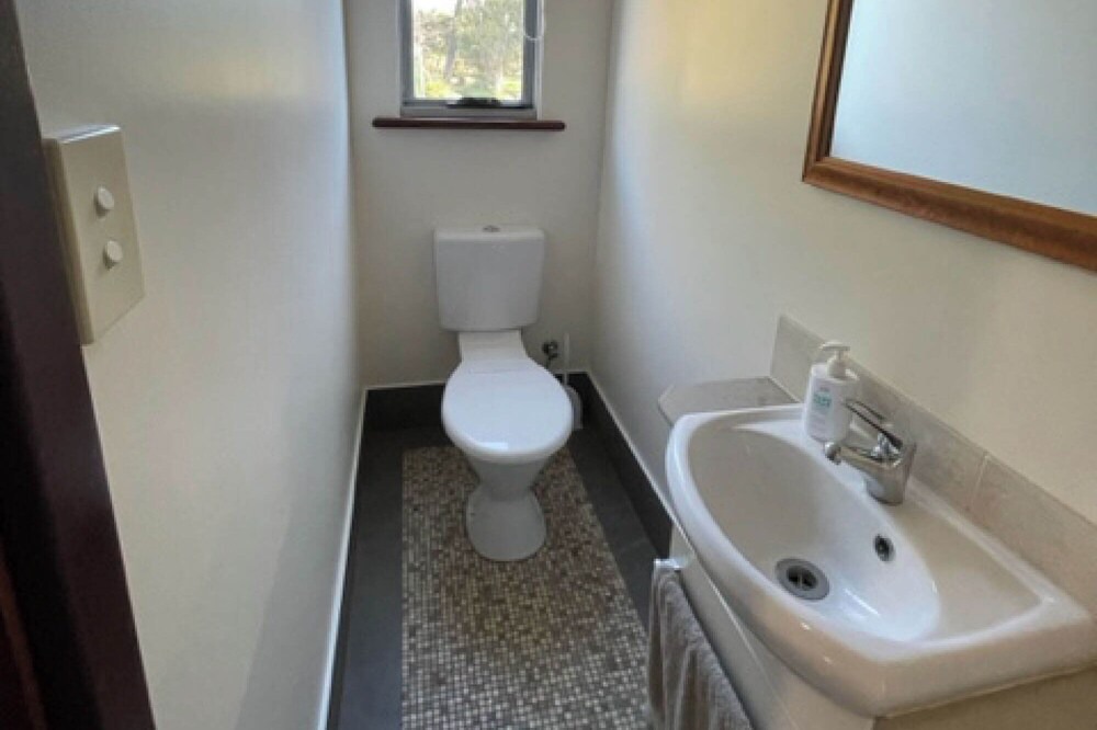 Photo of Bathroom in Quindalup