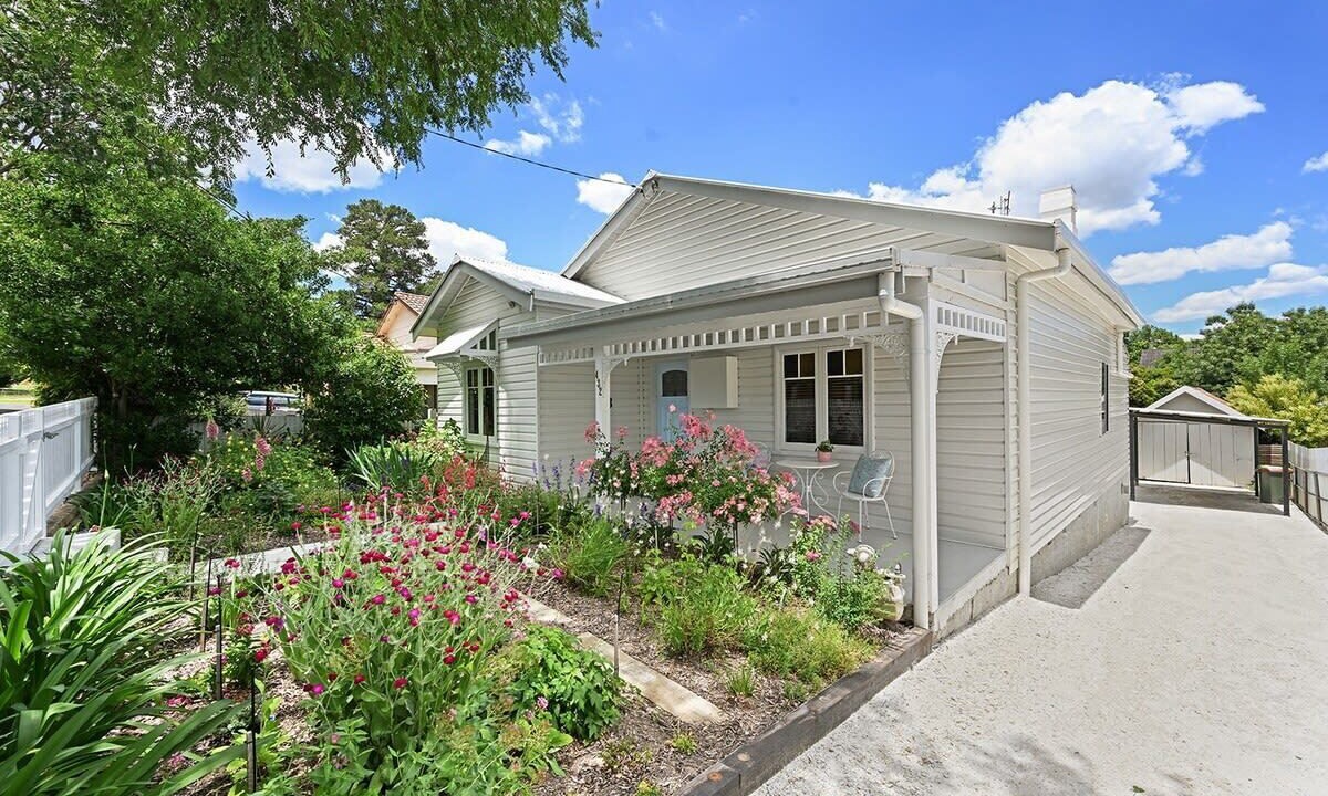 Photo of Outdoor in Orange East