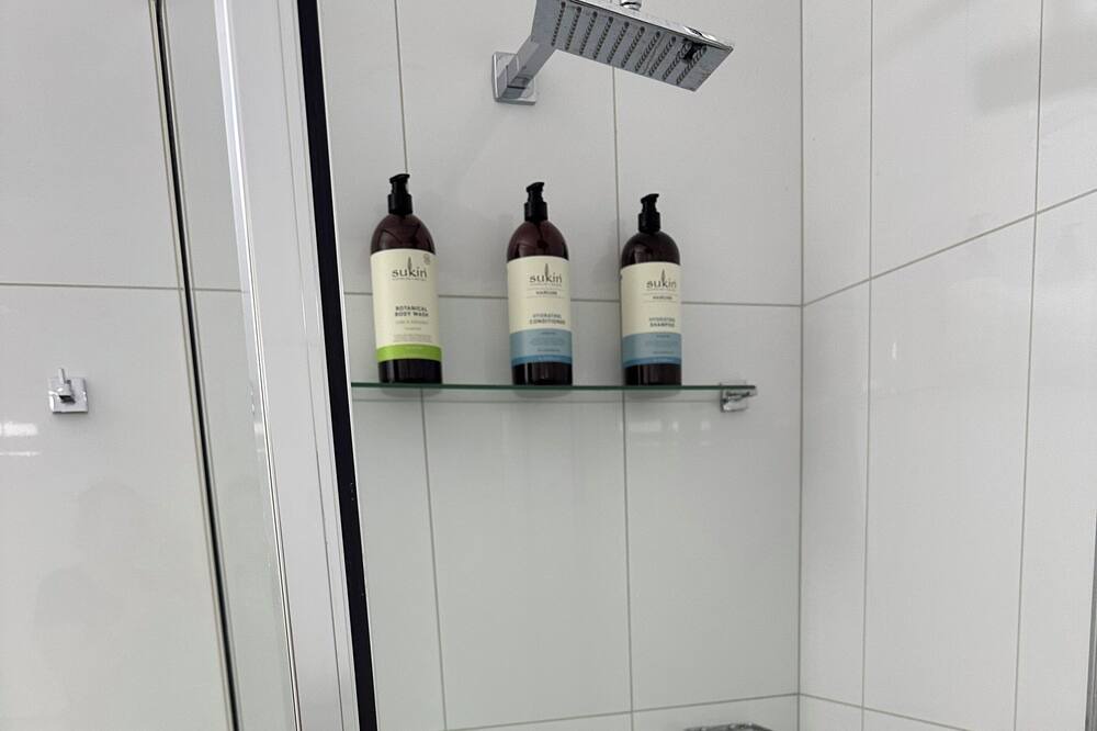 Photo of Bathroom in Stuart Park