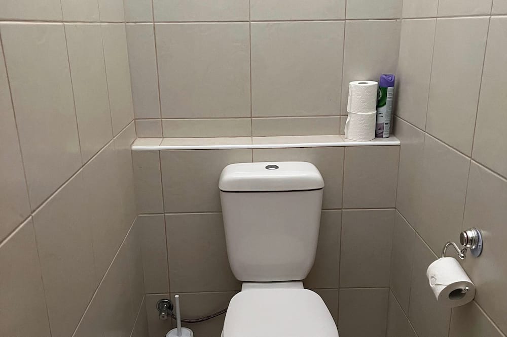 Photo of Bathroom in Bow Bridge