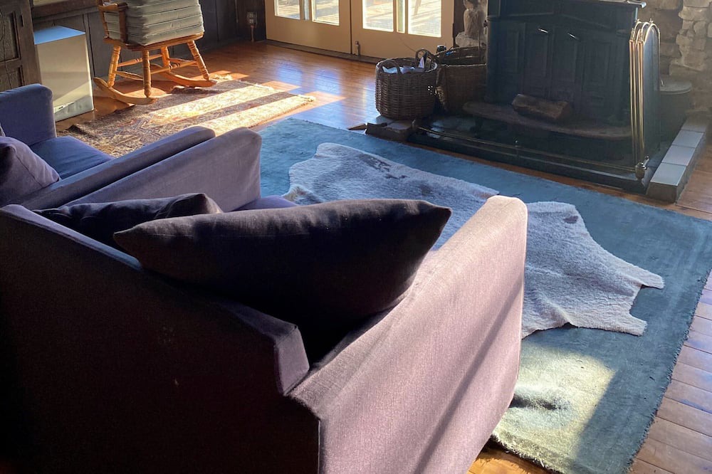 Photo of Livingroom in Singletons Mill
