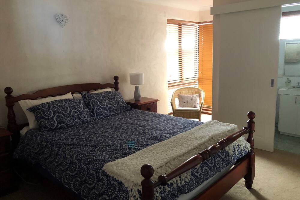Photo of Bedroom in South Yunderup